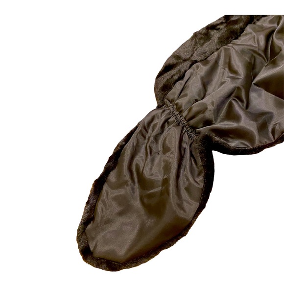 Women’s CLMMEIYUA Faux Fur Shrug/Wrap/Shawl Over the Shoulders OS fits medium - Picture 4 of 7